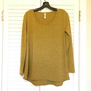 LuLaRoe Lynnae Shirt Top Long Sleeves Solid